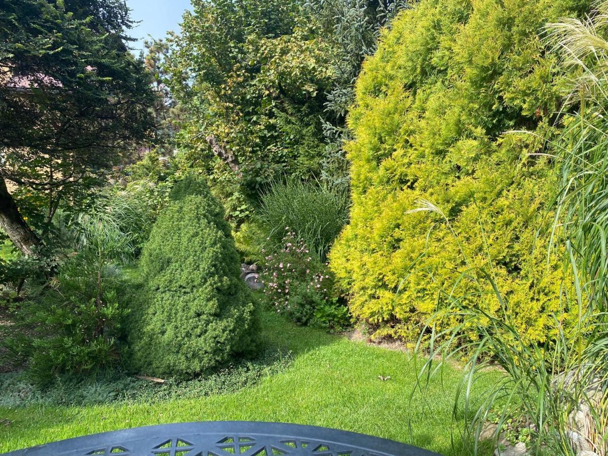 Ferienwohnung Privat Pekny Dvor Rajecké Teplice Exterior foto
